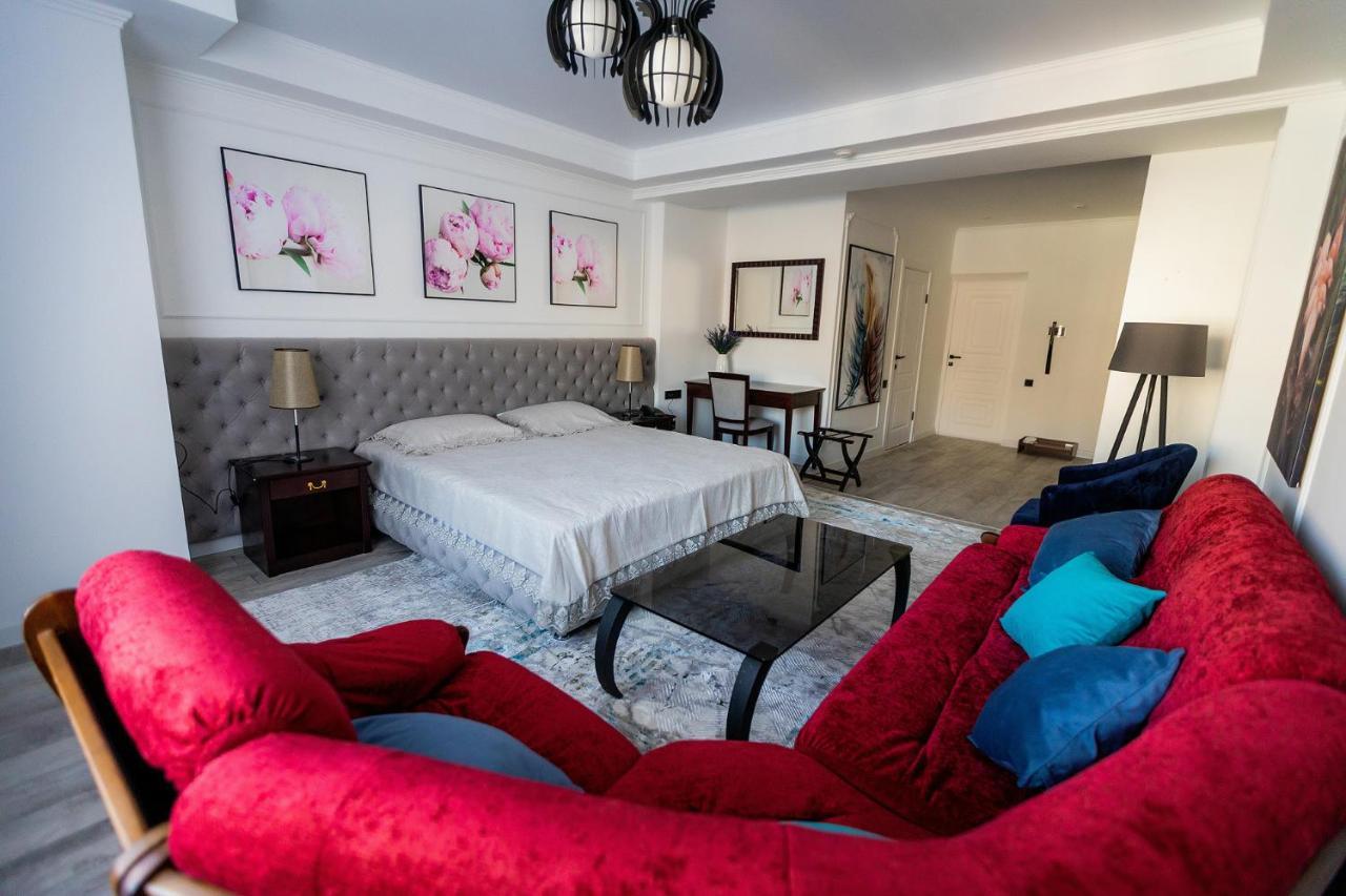 Metelitsa Hotel 卡拉甘达 外观 照片