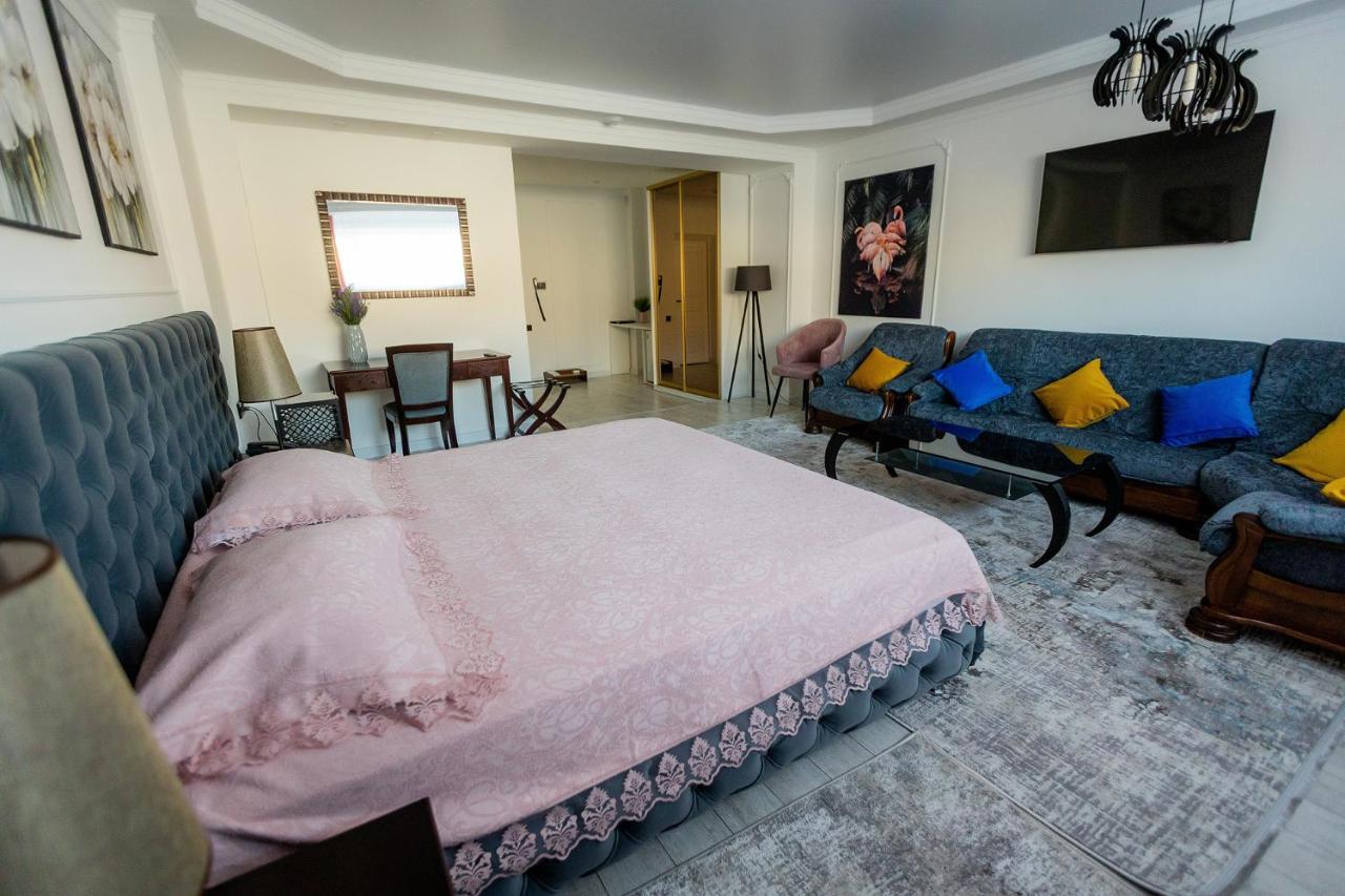 Metelitsa Hotel 卡拉甘达 外观 照片
