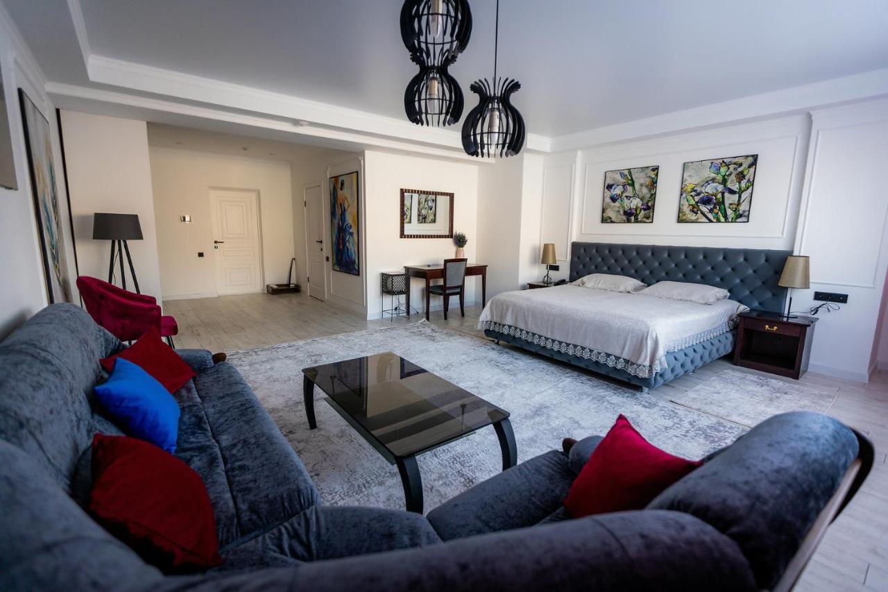 Metelitsa Hotel 卡拉甘达 外观 照片