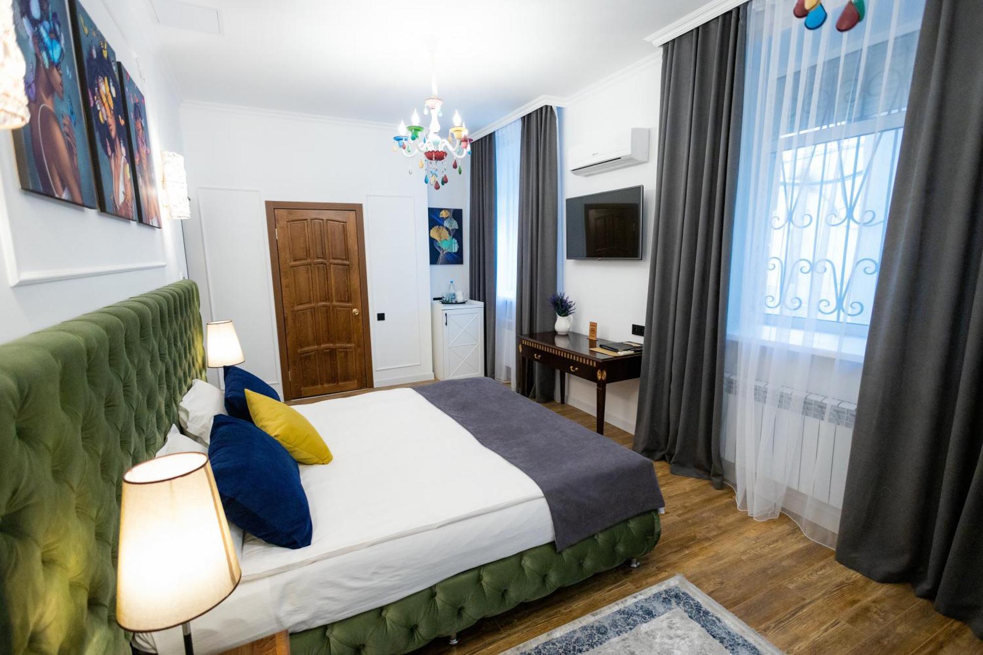 Metelitsa Hotel 卡拉甘达 外观 照片